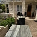 Katarina Rooms