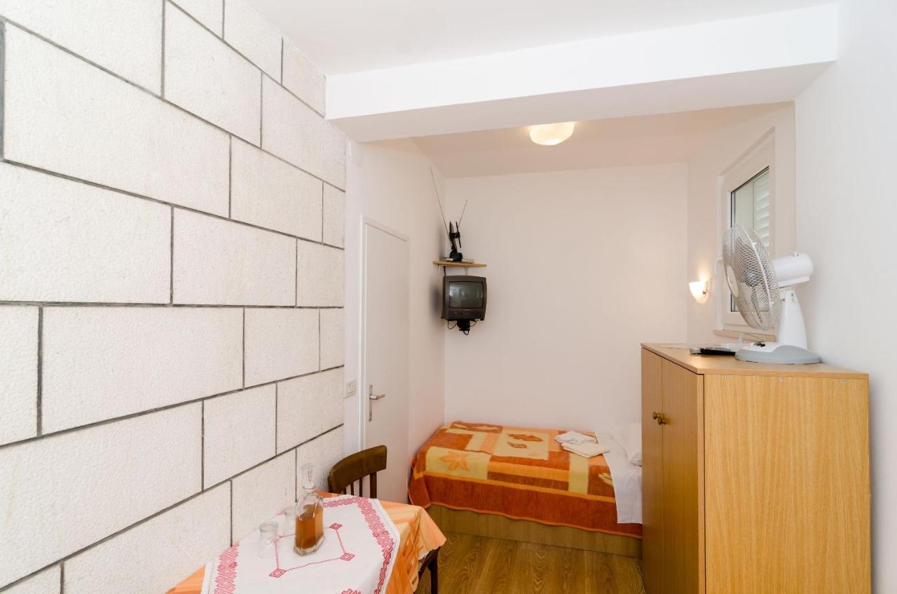 Katarina Guest house